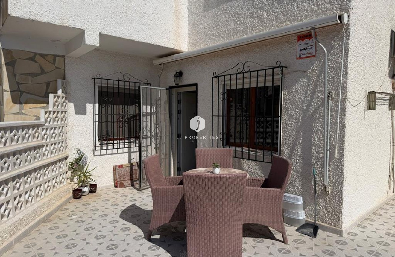 D'occasion - Bungalow -
Torrevieja - LA TORRETAS