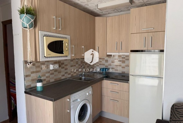 D'occasion - Bungalow -
Torrevieja - LA TORRETAS