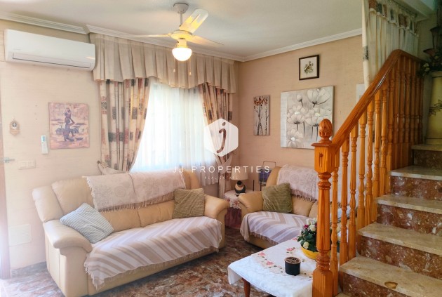 D'occasion - Chalet -
La Zenia - Costa Blanca