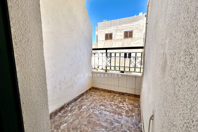 D'occasion - Chalet -
La Zenia - Costa Blanca