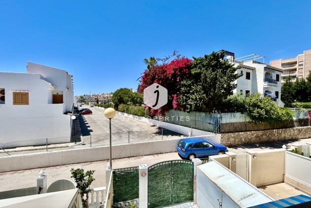 D'occasion - Chalet -
La Zenia - Costa Blanca