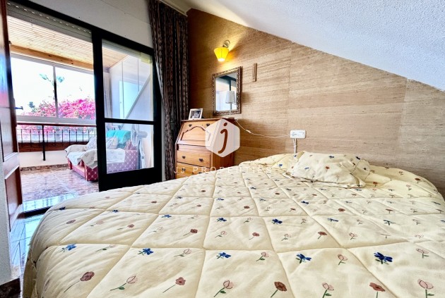 D'occasion - Chalet -
La Zenia - Costa Blanca