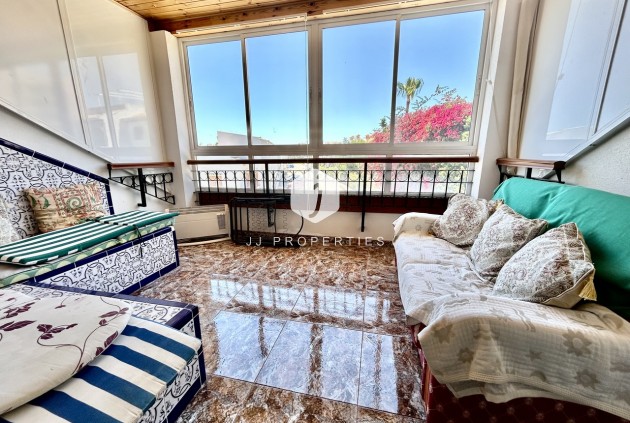 D'occasion - Chalet -
La Zenia - Costa Blanca