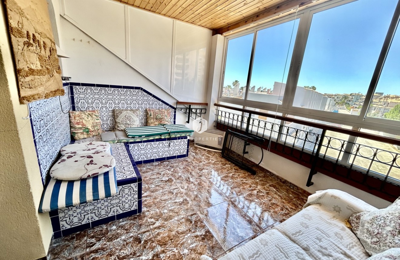 D'occasion - Chalet -
La Zenia - Costa Blanca