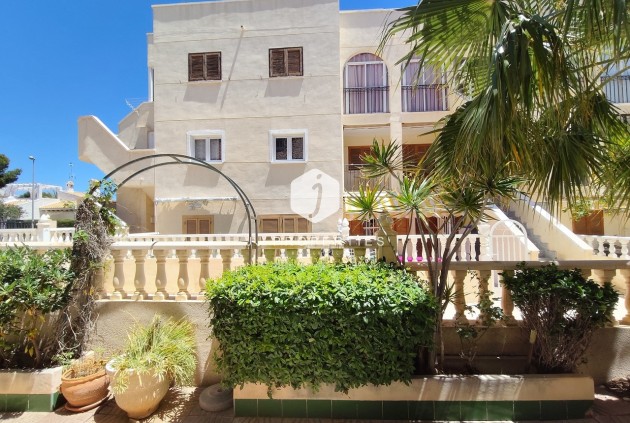 D'occasion - Chalet -
La Zenia - Costa Blanca