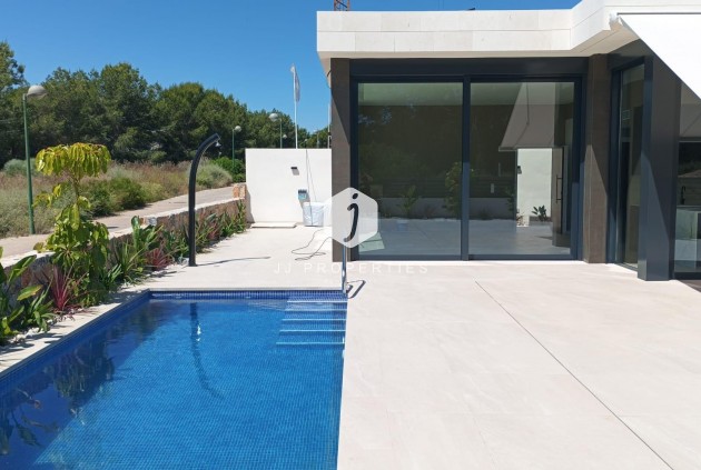 Neue Gebäude - Villa -
Pilar de la Horadada - Roda Golf