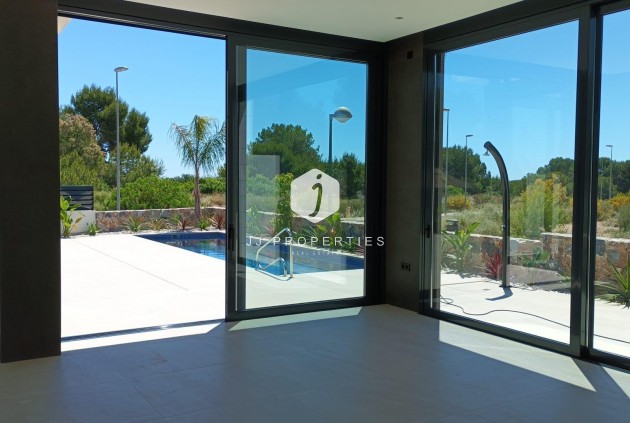 Neue Gebäude - Villa -
Pilar de la Horadada - Roda Golf