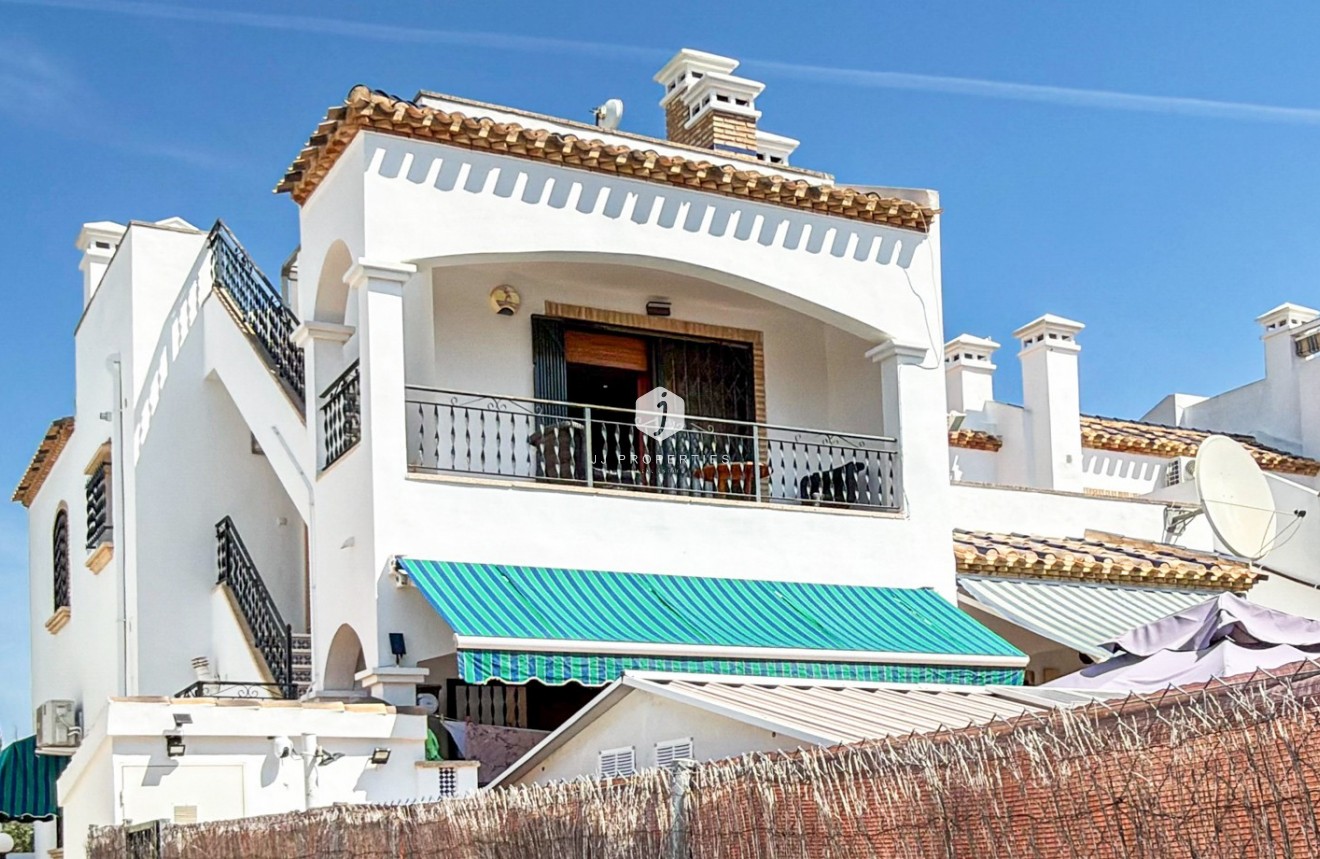 Aus zweiter Hand - Wohnung -
Orihuela Costa - Costa Blanca