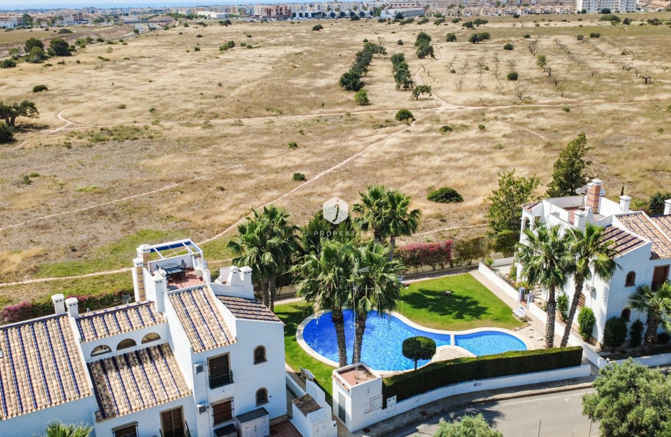 Aus zweiter Hand - Wohnung -
Orihuela Costa - Costa Blanca