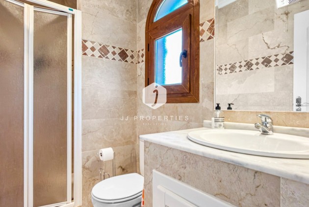 Aus zweiter Hand - Wohnung -
Orihuela Costa - Costa Blanca