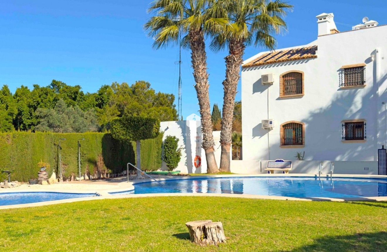 Aus zweiter Hand - Wohnung -
Orihuela Costa - Costa Blanca
