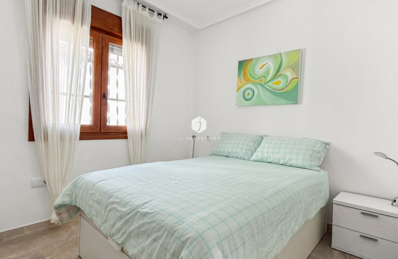 Aus zweiter Hand - Wohnung -
Orihuela Costa - Costa Blanca