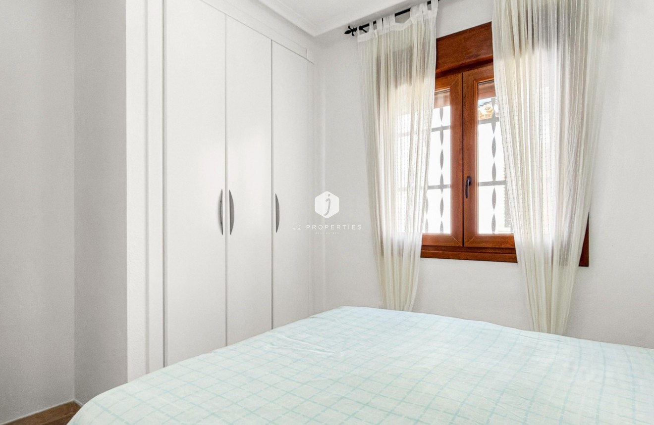Aus zweiter Hand - Wohnung -
Orihuela Costa - Costa Blanca
