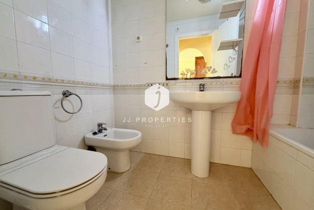 D'occasion - Chalet -
Torrevieja - Costa Blanca