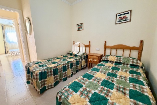 D'occasion - Chalet -
Torrevieja - Costa Blanca
