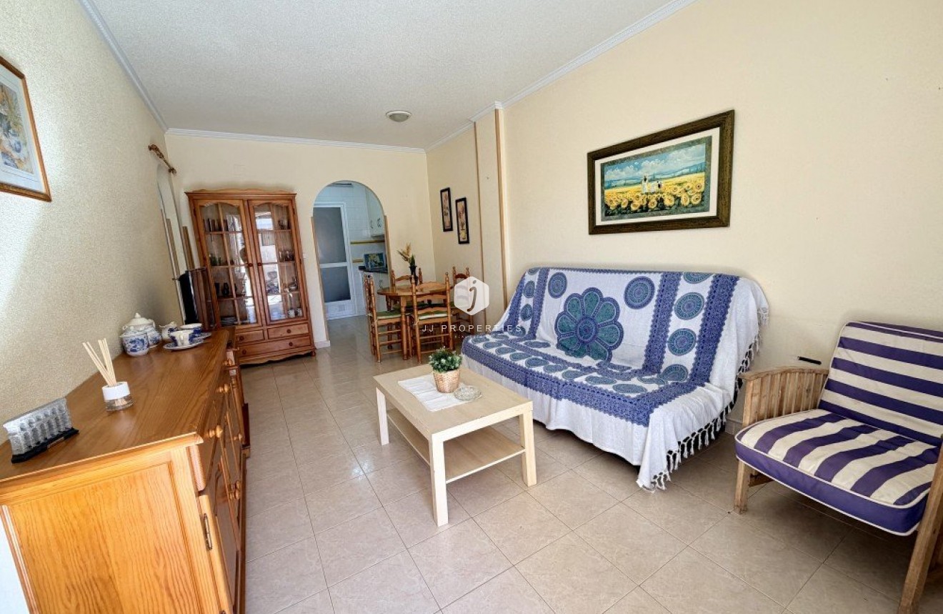D'occasion - Chalet -
Torrevieja - Costa Blanca