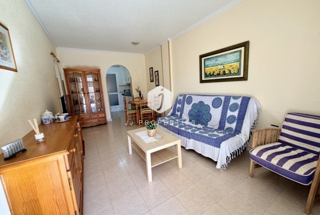 D'occasion - Chalet -
Torrevieja - Costa Blanca