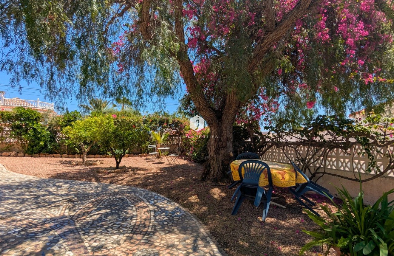 Aus zweiter Hand - Villa -
Ciudad Quesada - Costa Blanca