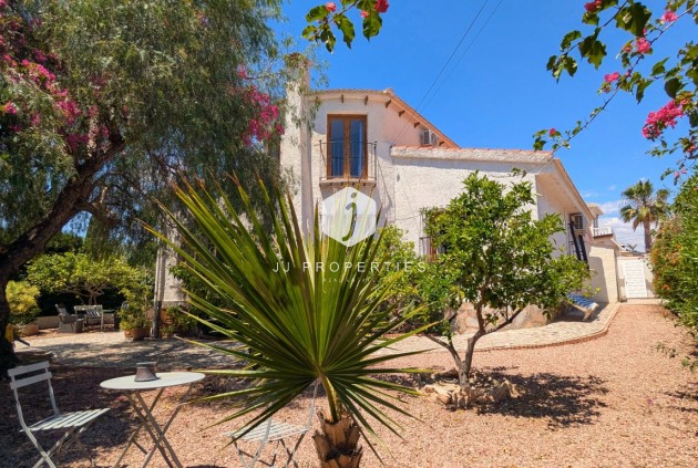 Aus zweiter Hand - Villa -
Ciudad Quesada - Costa Blanca