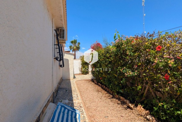 Aus zweiter Hand - Villa -
Ciudad Quesada - Costa Blanca