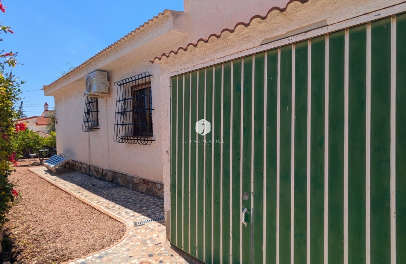 Aus zweiter Hand - Villa -
Ciudad Quesada - Costa Blanca
