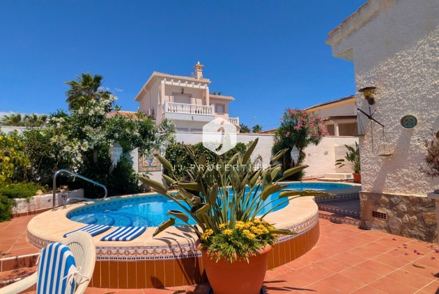 Aus zweiter Hand - Villa -
Ciudad Quesada - Costa Blanca