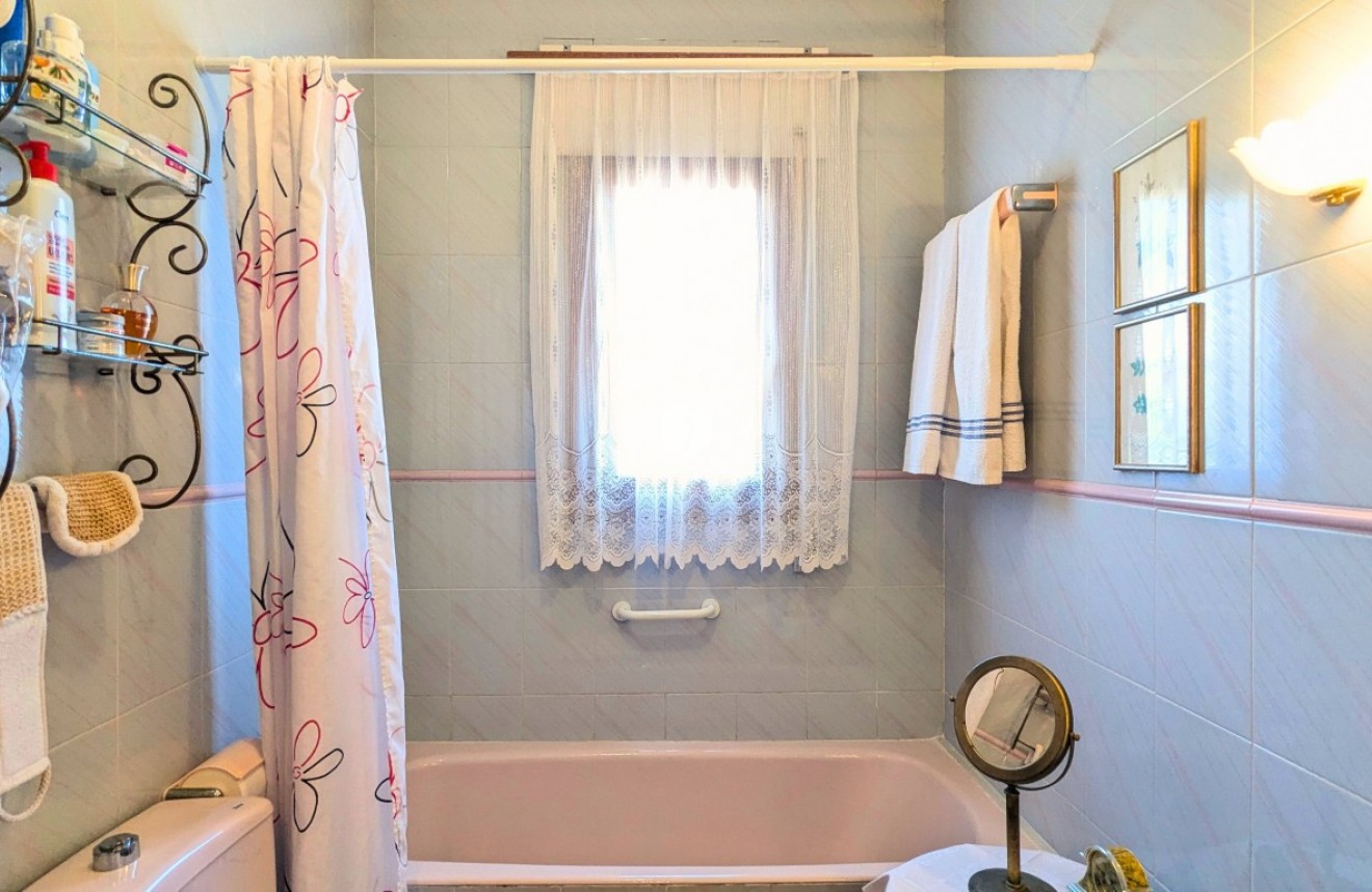 Aus zweiter Hand - Villa -
Ciudad Quesada - Costa Blanca