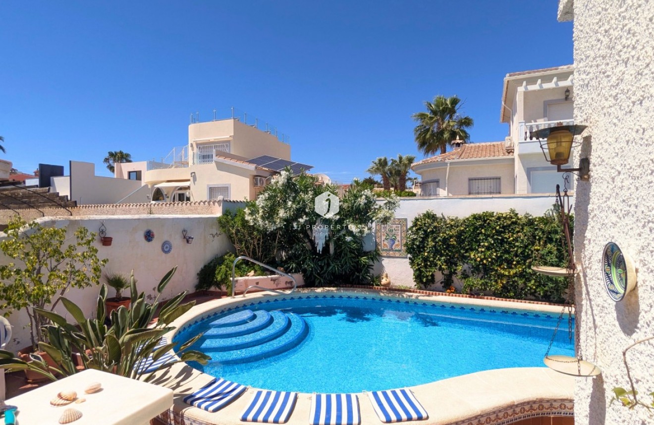 Aus zweiter Hand - Villa -
Ciudad Quesada - Costa Blanca