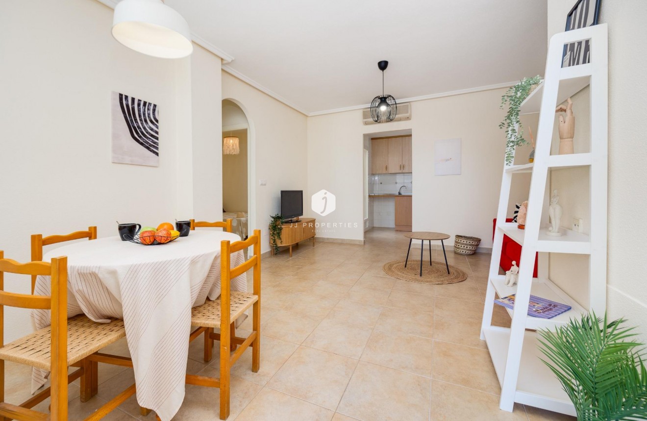 Tweedehands - Bungalow -
Torrevieja - Aguas Nuevas 1