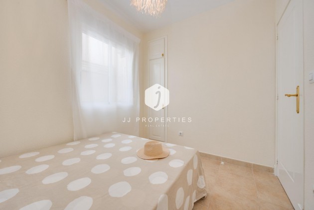Tweedehands - Bungalow -
Torrevieja - Aguas Nuevas 1