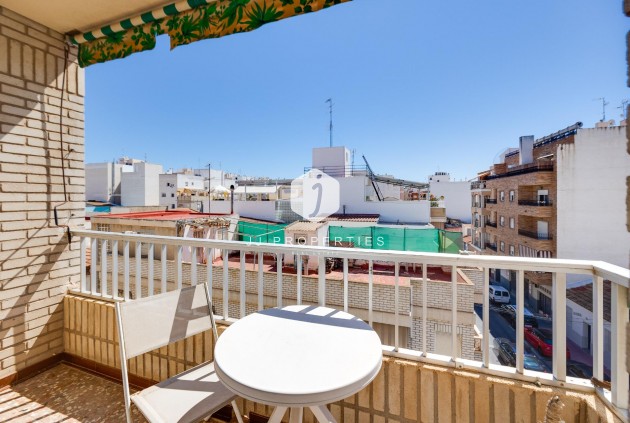 D'occasion - Appartement -
Torrevieja - Centro