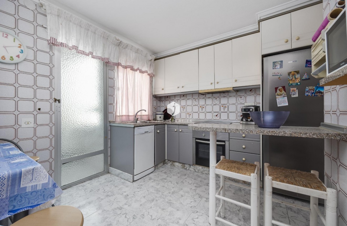 D'occasion - Appartement -
Torrevieja - Centro