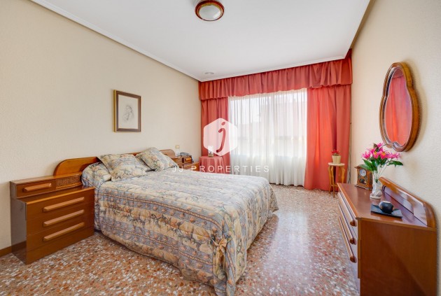 D'occasion - Appartement -
Torrevieja - Centro