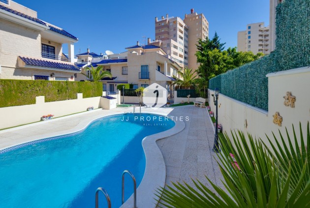 D'occasion - Chalet -
Torrevieja - La veleta