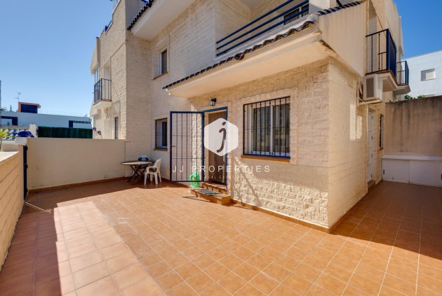 D'occasion - Chalet -
Torrevieja - La veleta