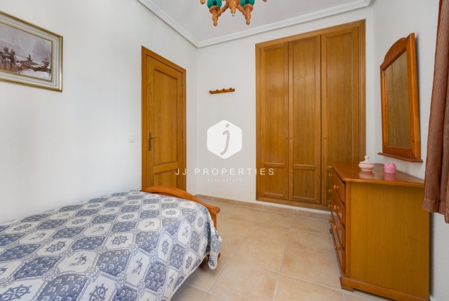 D'occasion - Chalet -
Torrevieja - La veleta