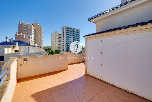 D'occasion - Chalet -
Torrevieja - La veleta