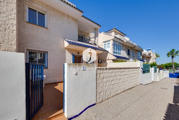 D'occasion - Chalet -
Torrevieja - La veleta