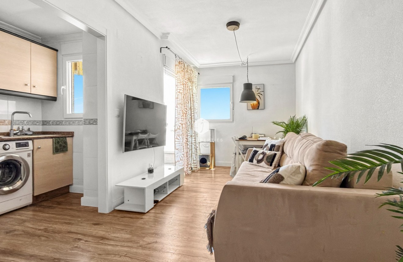 D'occasion - Appartement -
Torrevieja - Costa Blanca