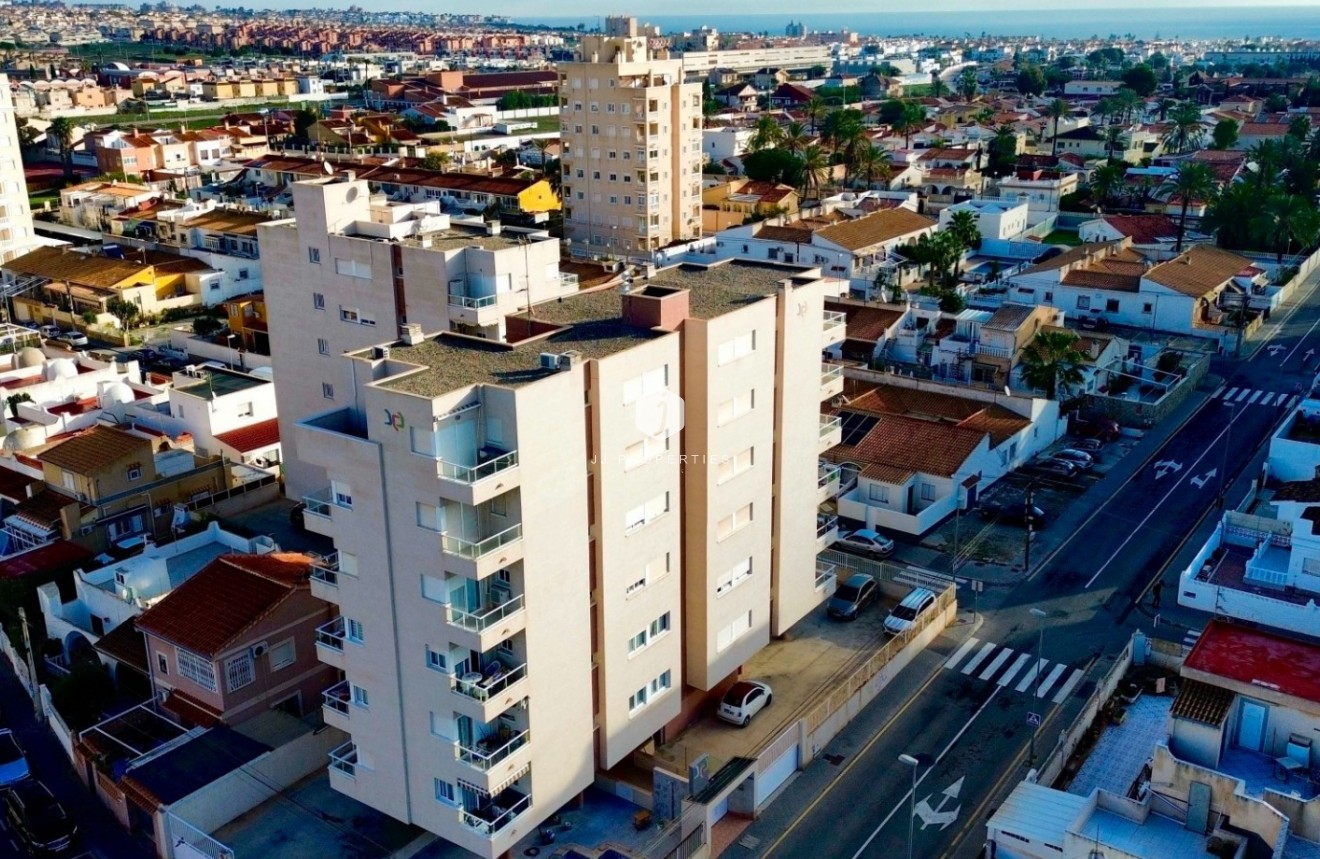 D'occasion - Appartement -
Torrevieja - Costa Blanca