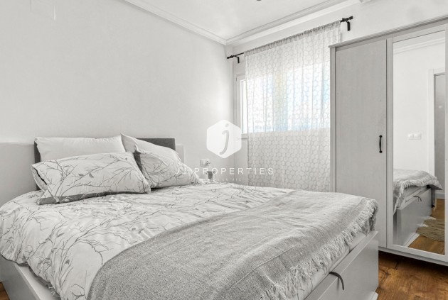D'occasion - Appartement -
Torrevieja - Costa Blanca