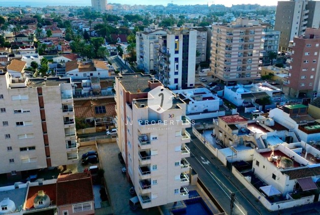 D'occasion - Appartement -
Torrevieja - Costa Blanca
