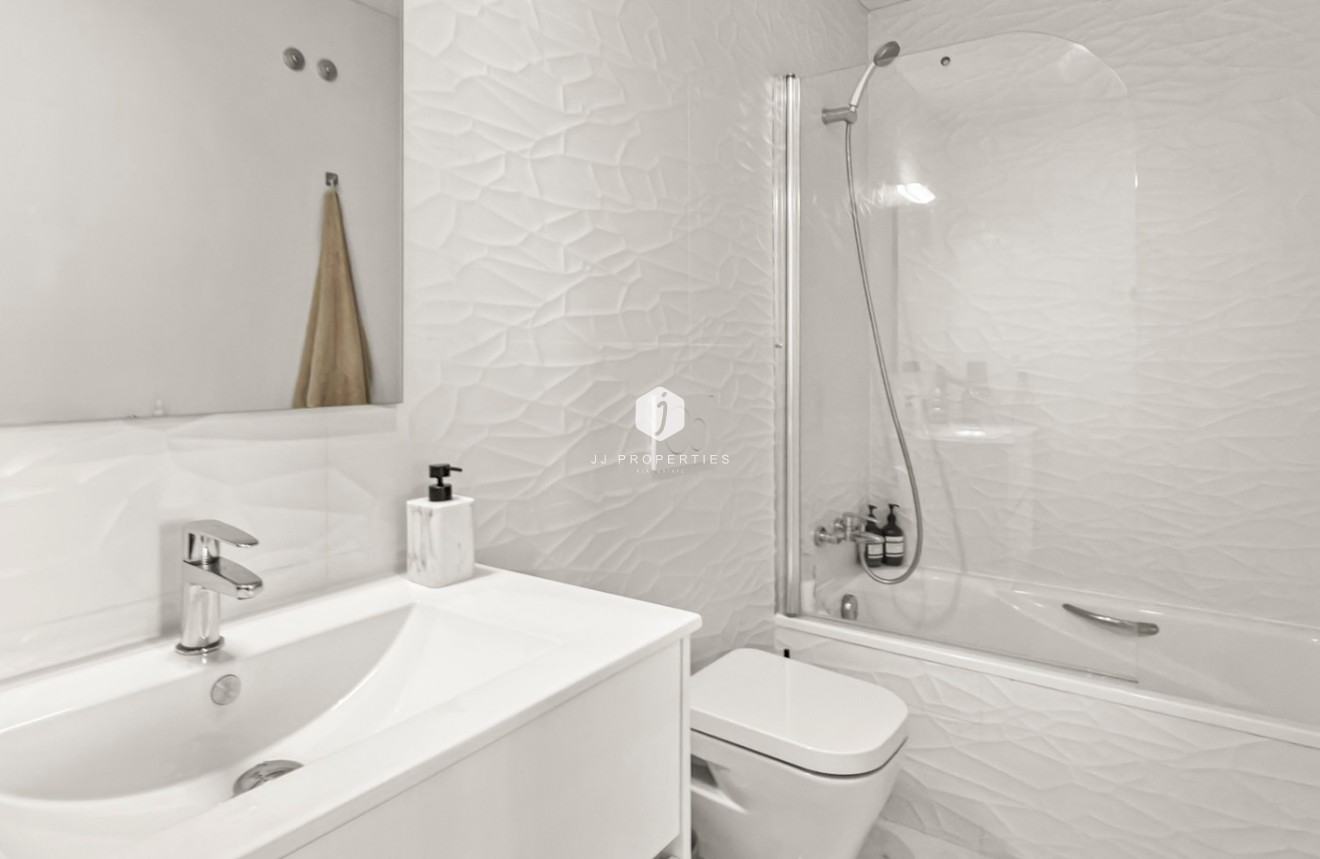 Aus zweiter Hand - Wohnung -
Orihuela Costa - Costa Blanca