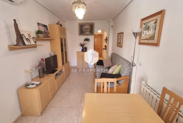 Aus zweiter Hand - Wohnung -
Torrevieja - Centro