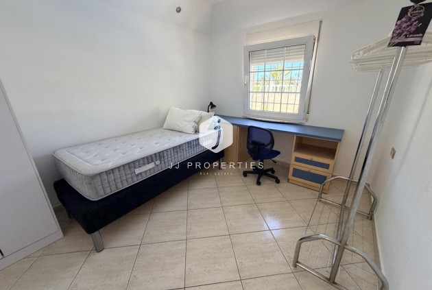 Aus zweiter Hand - Villa -
Torrevieja - Costa Blanca