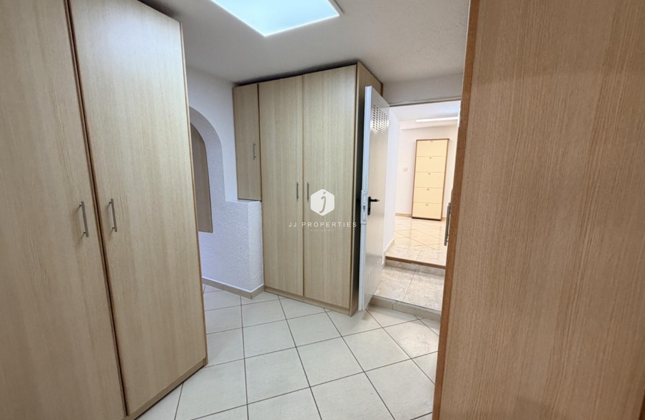 Aus zweiter Hand - Villa -
Torrevieja - Costa Blanca