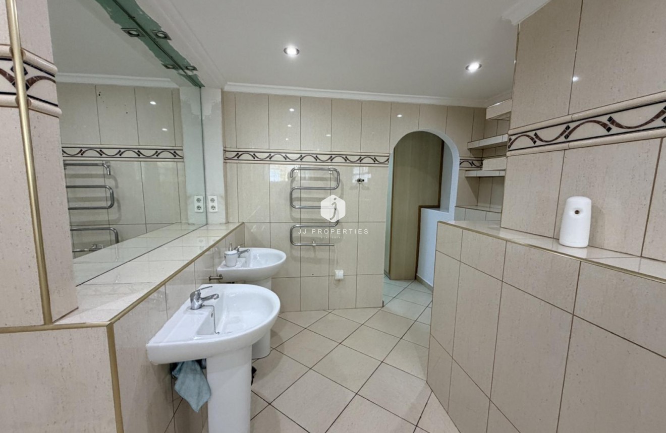 Aus zweiter Hand - Villa -
Torrevieja - Costa Blanca