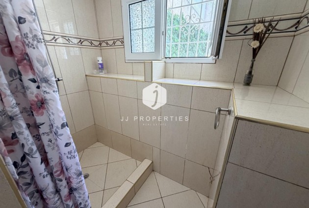 Aus zweiter Hand - Villa -
Torrevieja - Costa Blanca