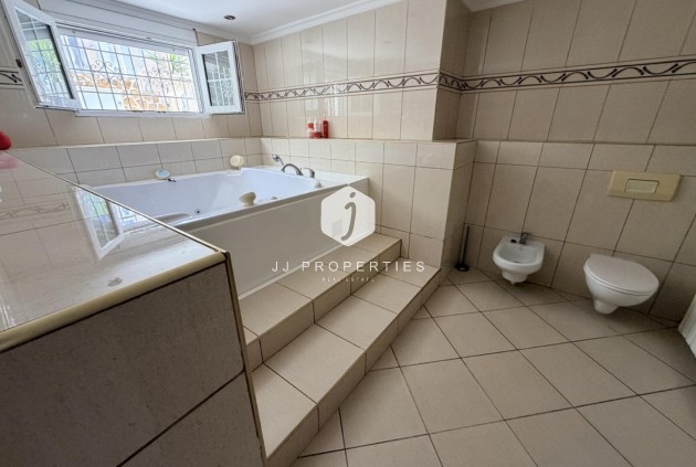 Aus zweiter Hand - Villa -
Torrevieja - Costa Blanca