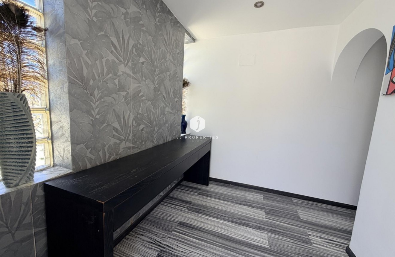 Aus zweiter Hand - Villa -
Torrevieja - Costa Blanca